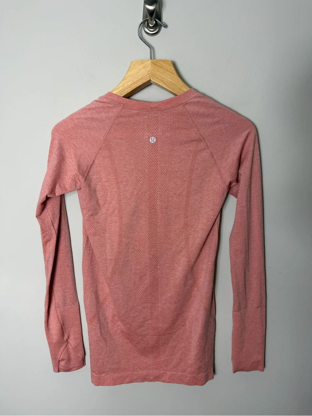 lululemon athletica swiftly tech